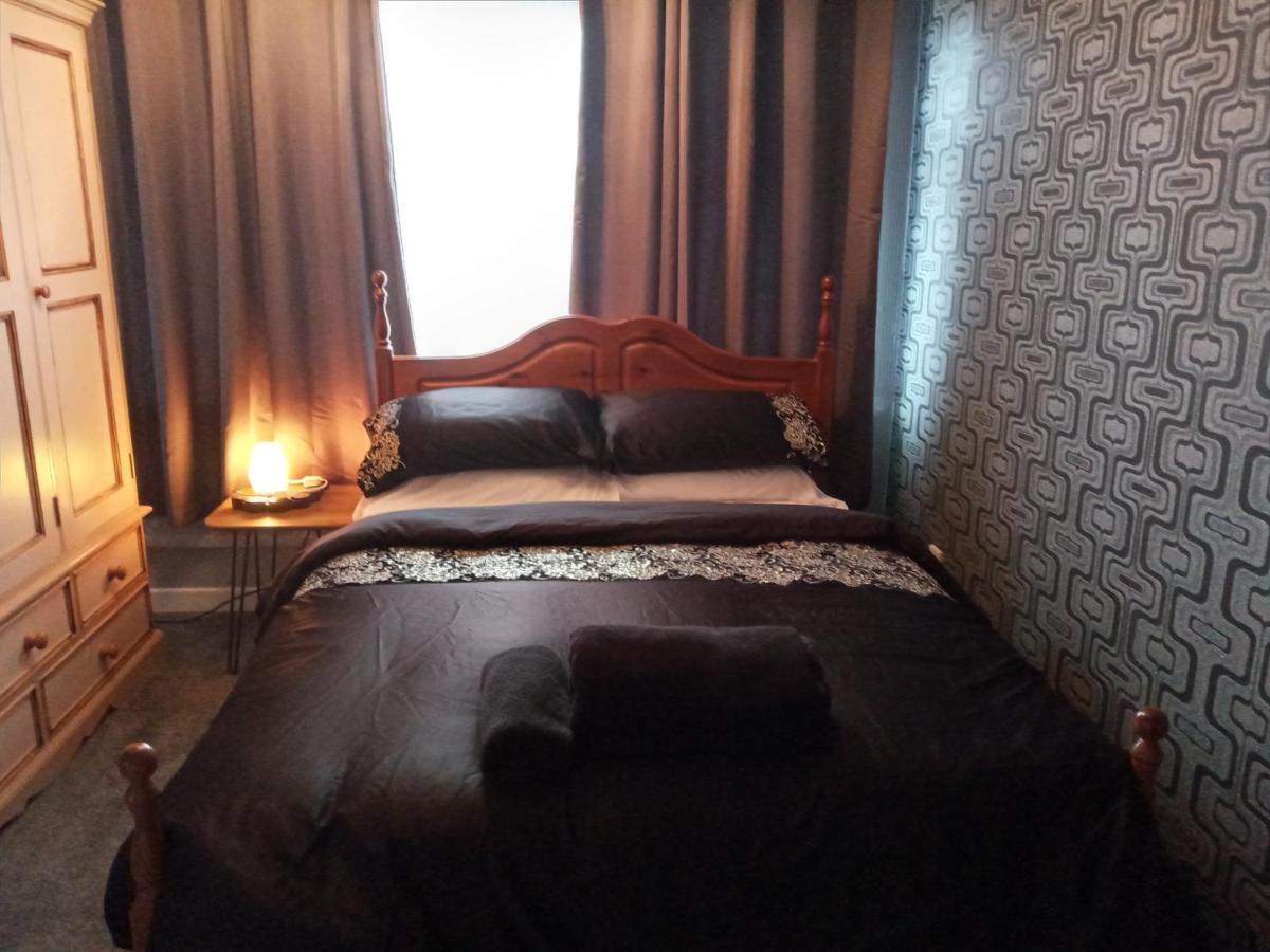 Summerhill, Wrexham - Key Worker Friendly Buitenkant foto